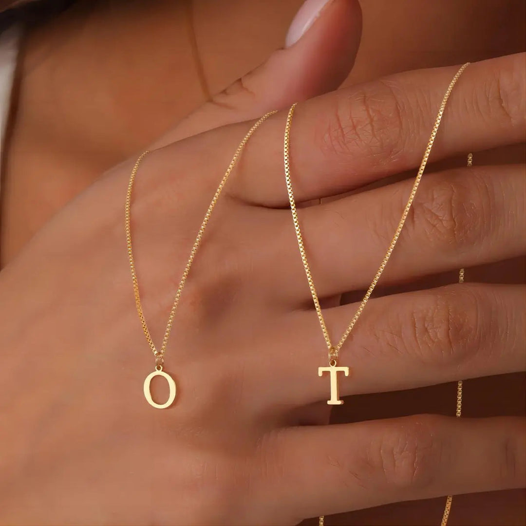 Anaïs™ | Collier Initiale au Charme Personnel