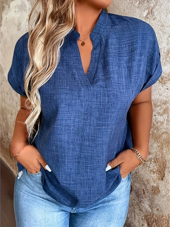Mila™ | tshirt à col en v